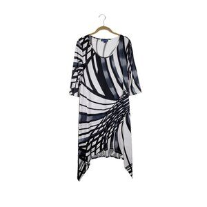 Travelsmith Sharkbite Hem Tunic Dress Black White Abstract Mod Art Size Small